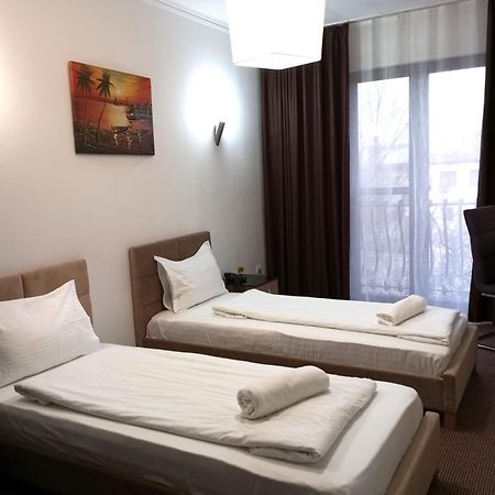Rhc Royal Hotel Oradea Exterior photo